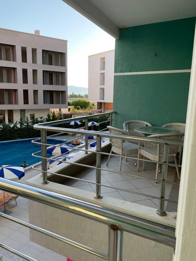 Duki's Apartments Orikum Bagian luar foto